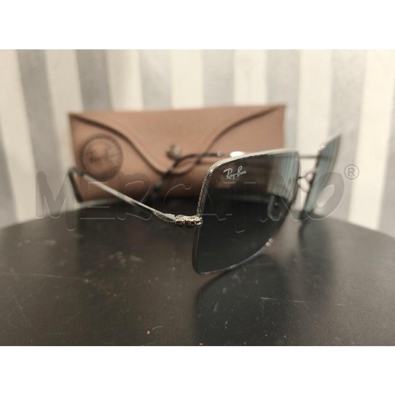 OCCHIALI DONNA RAY BAN LENTI QUADRATE GRIGIE | Mercatino dell'Usato Campobasso 1