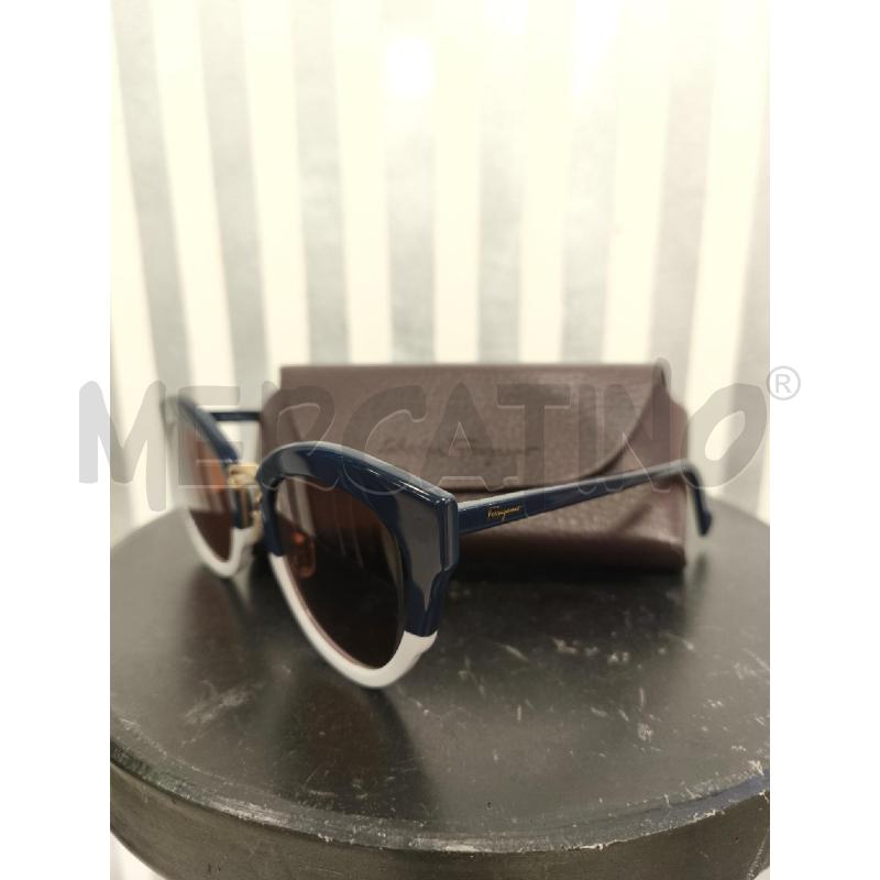 OCCHIALI DONNA SALVATORE FERRAGAMO SF830S BIANCHI E BLU | Mercatino dell'Usato Campobasso 1