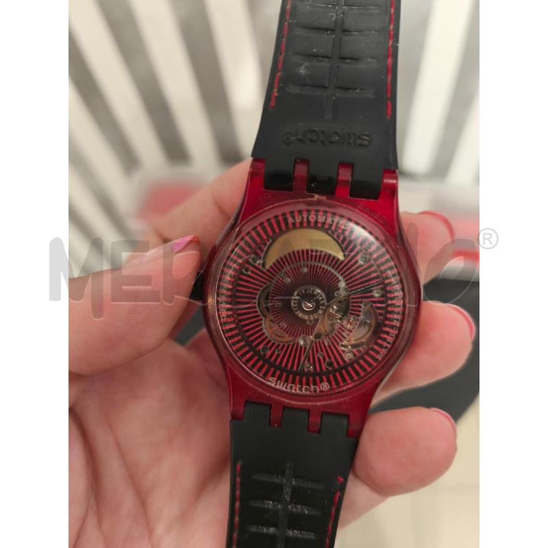 OROLOGIO DA POLSO SWATCH ROSSO NERO AUTOMATICO | Mercatino dell'Usato Campobasso 3