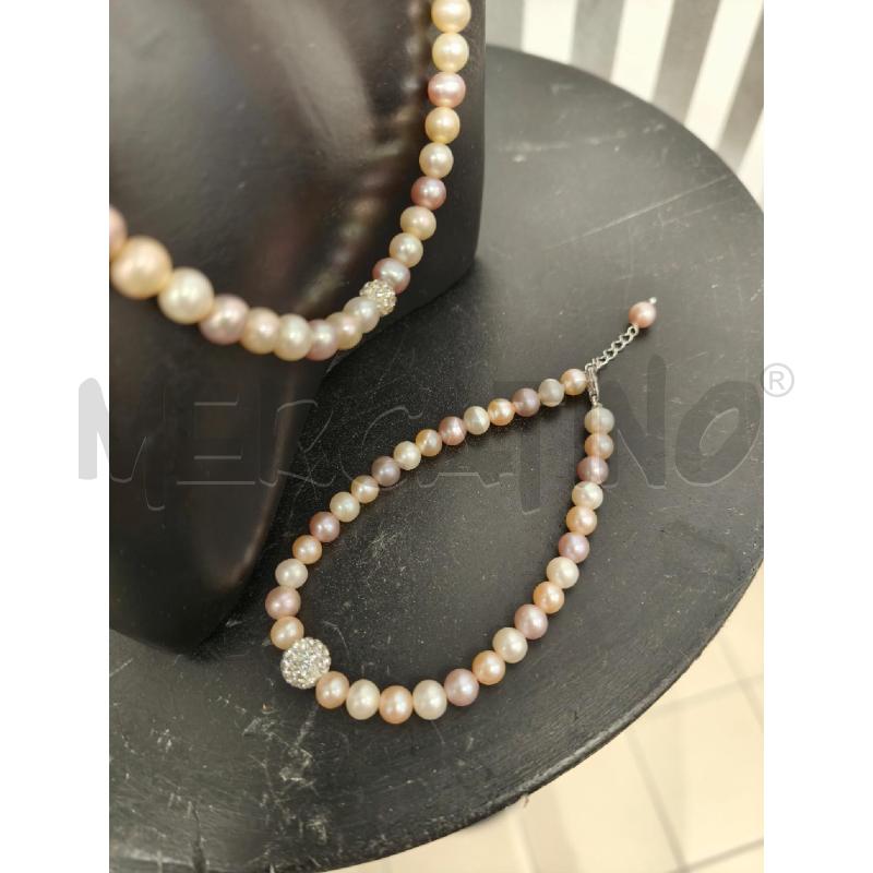 PARURE MATERIALE PREGIATO PANNA E ROSA | Mercatino dell'Usato Campobasso 3