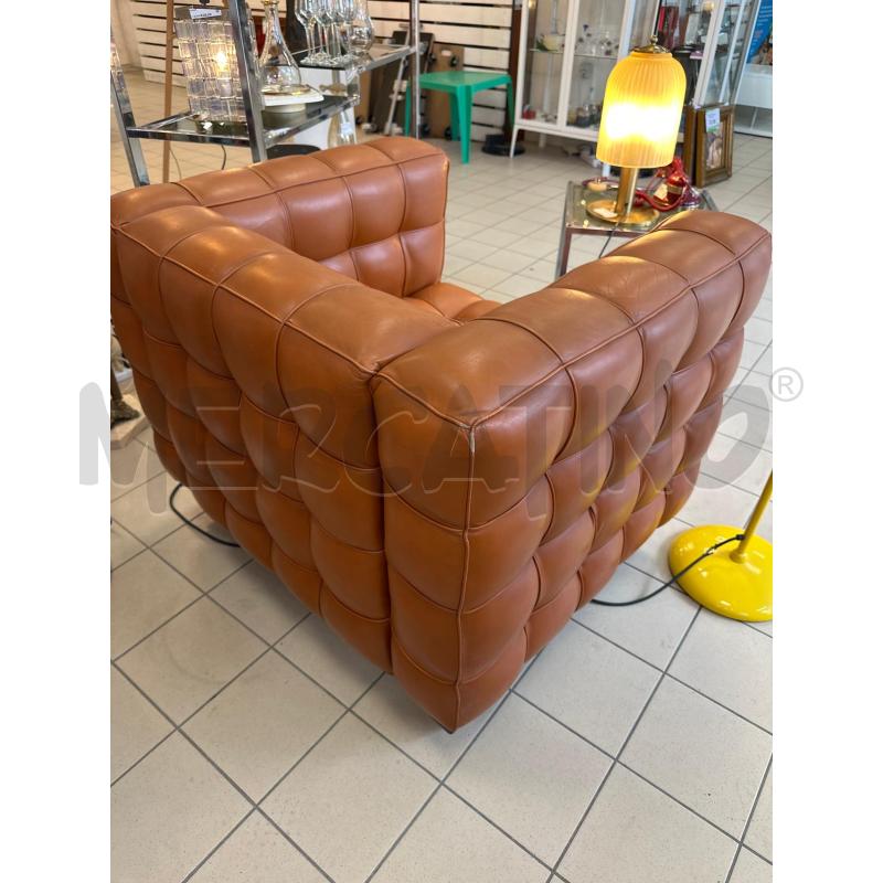 POLTRONA IN PELLE CUBICA DESIGN  | Mercatino dell'Usato Campobasso 5