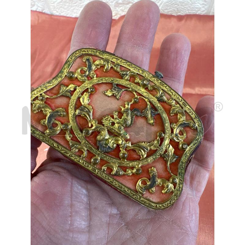 PORTA MONETE ANTICO 8,5X5,,5 CON MINIATURA | Mercatino dell'Usato Campobasso 4