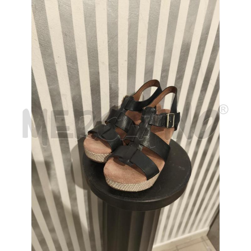 SANDALI DONNA CLARKS NERI ZEPPA | Mercatino dell'Usato Campobasso 1