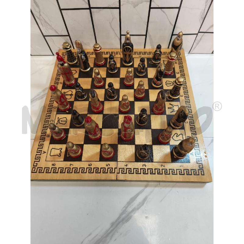 SCACCHIERA IN LEGNO TIP MEDIEVALE  | Mercatino dell'Usato Campobasso 1