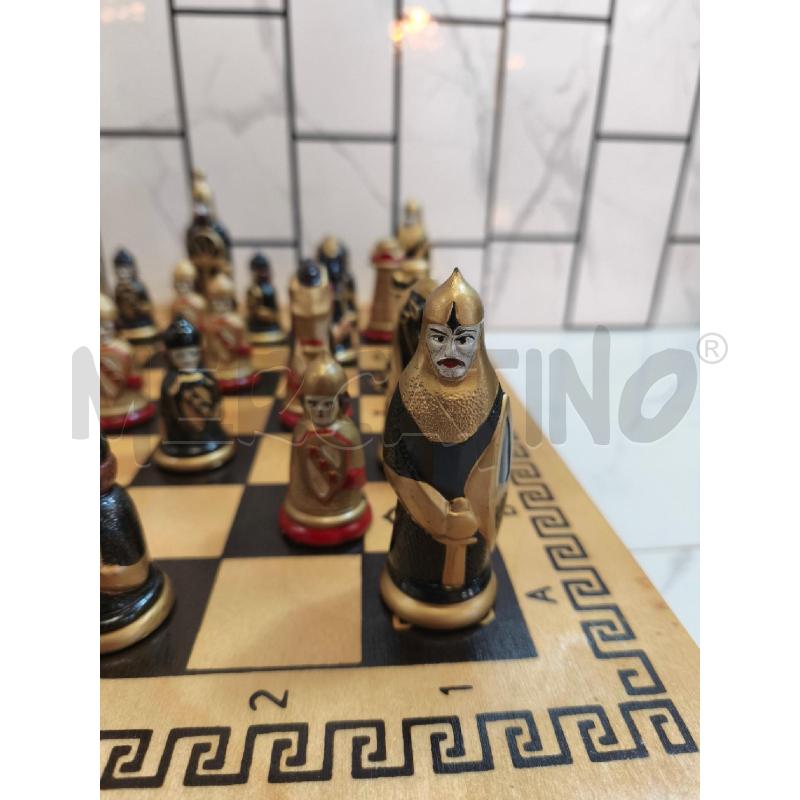 SCACCHIERA IN LEGNO TIP MEDIEVALE  | Mercatino dell'Usato Campobasso 3
