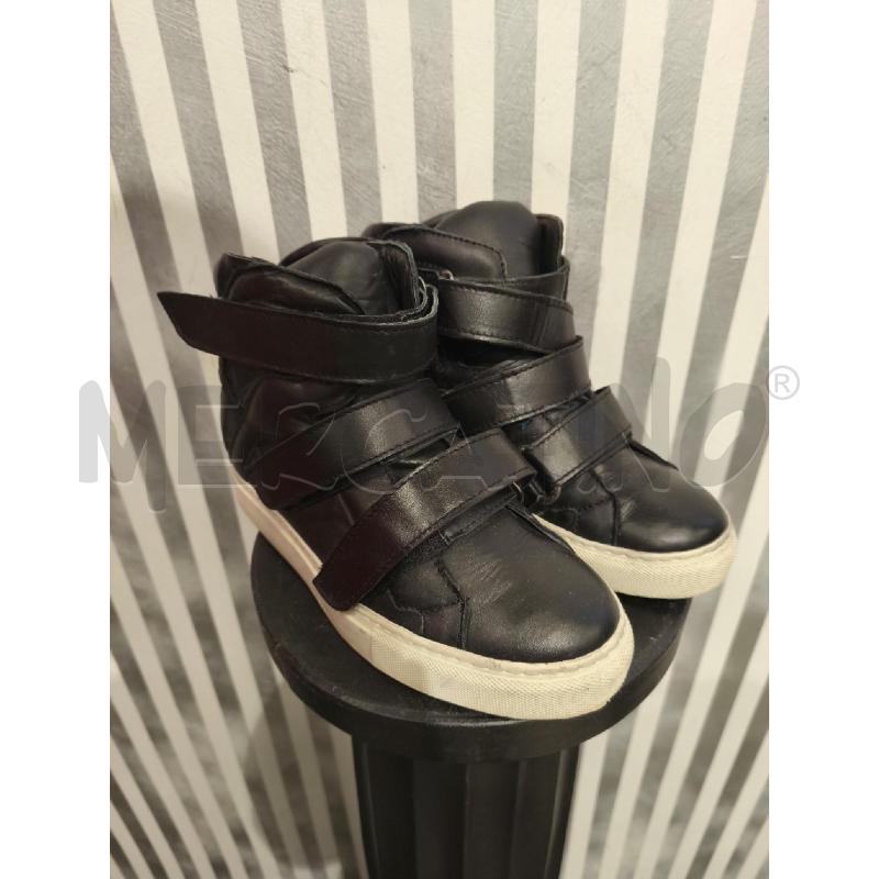 SCARPE DONNA PINKO NERE SCAMOSCAITE STRAPPI SUOL BIANCA | Mercatino dell'Usato Campobasso 1