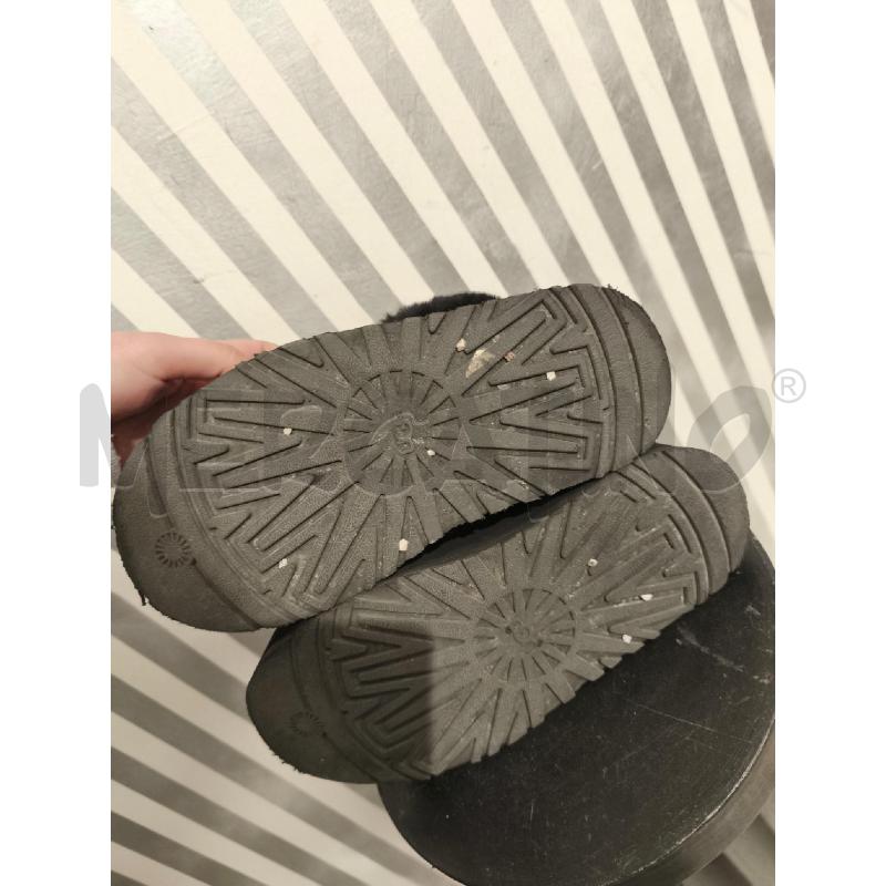 SCARPE DONNA UGG NERE PELO APERTE DIETRO | Mercatino dell'Usato Campobasso 4