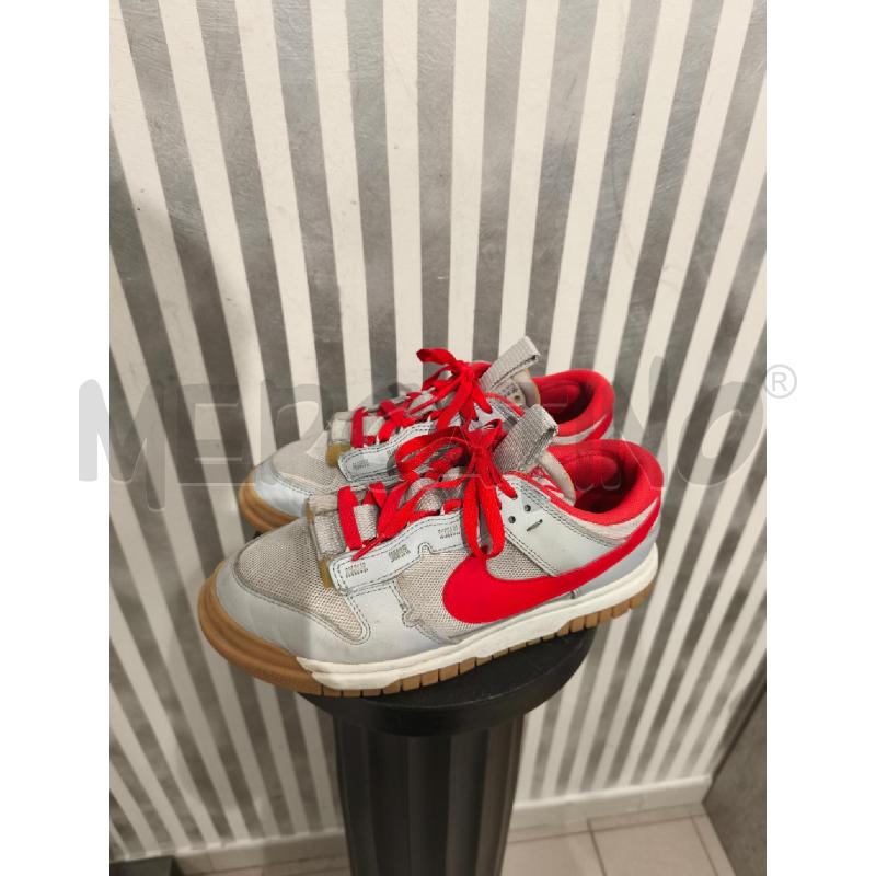 SCARPE UNISEX NIKE GRIGIE E ROSSO CORALLO | Mercatino dell'Usato Campobasso 1