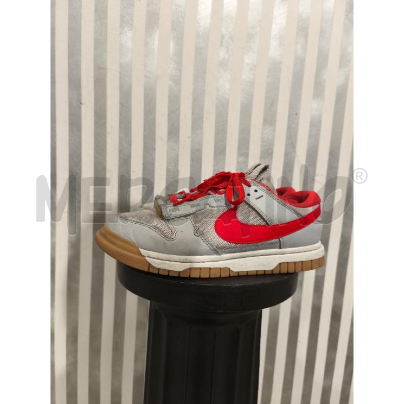 SCARPE UNISEX NIKE GRIGIE E ROSSO CORALLO | Mercatino dell'Usato Campobasso 2