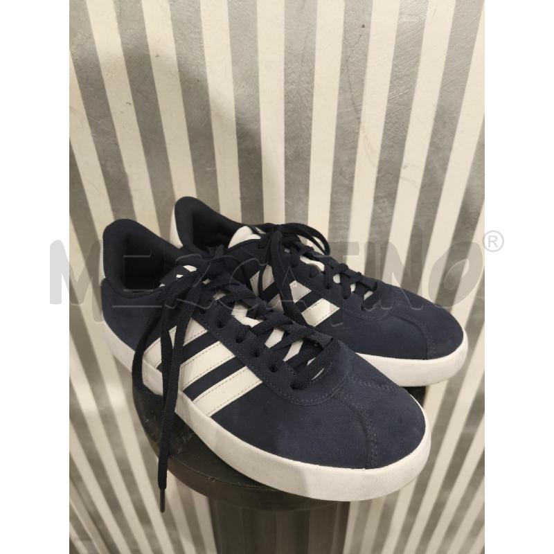 SCARPE UOMO ADIDAS BLU SCURO STRISCE BIANCHE | Mercatino dell'Usato Campobasso 1