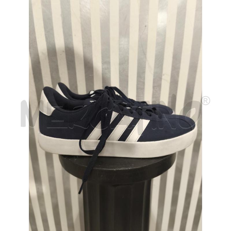 SCARPE UOMO ADIDAS BLU SCURO STRISCE BIANCHE | Mercatino dell'Usato Campobasso 2