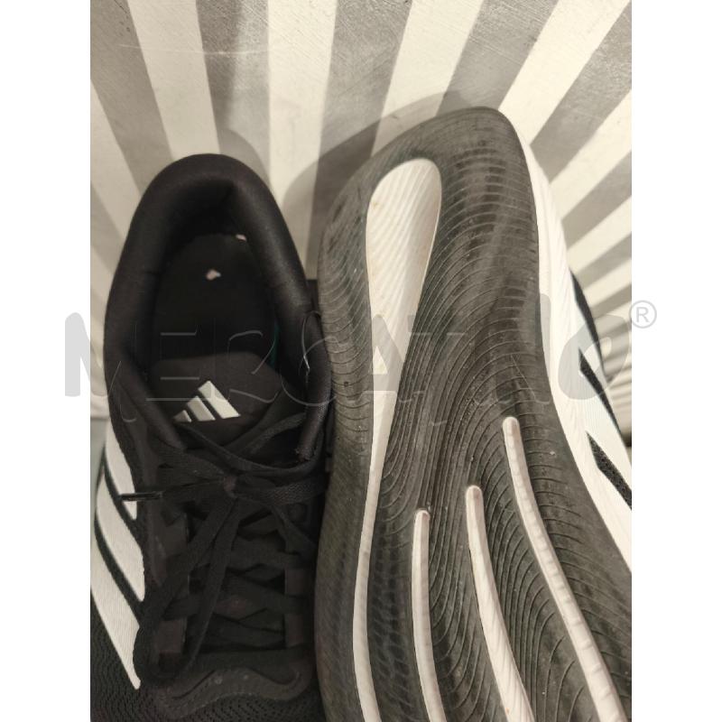 SCARPE UOMO ADIDAS NERE TESSUTO SUOLA BIANCA | Mercatino dell'Usato Campobasso 5