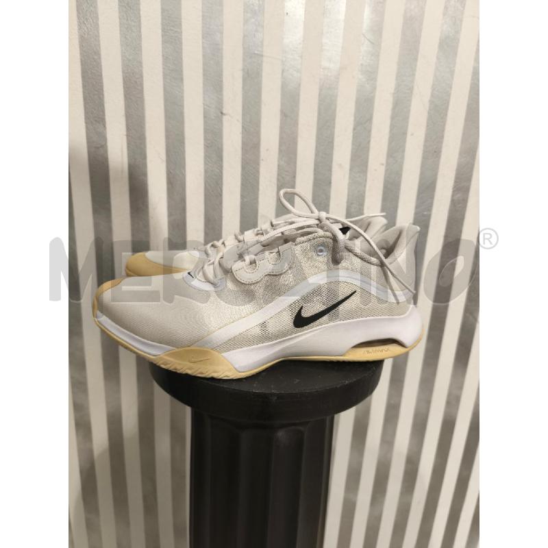SCARPE UOMO NIKE AIR MAX TESSUTO BIANCO SUOLA OCRA | Mercatino dell'Usato Campobasso 2