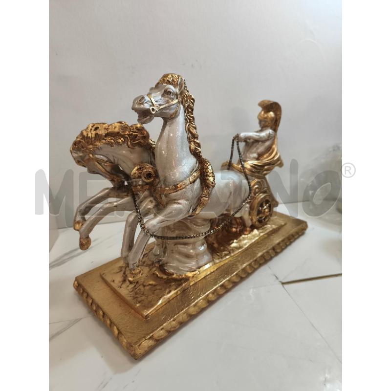 SCULTURA BIGA CLASSICA DA DUE CAVALI BIANCO E DORATO  | Mercatino dell'Usato Campobasso 1