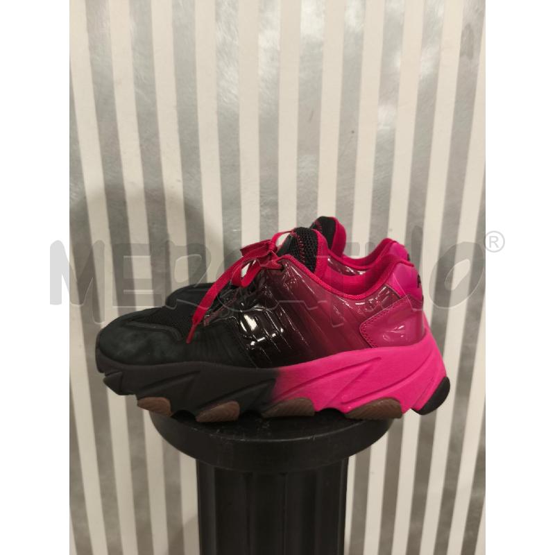 SNEAKERS DONNA ASH SFUM NEROFUXIA | Mercatino dell'Usato Campobasso 2