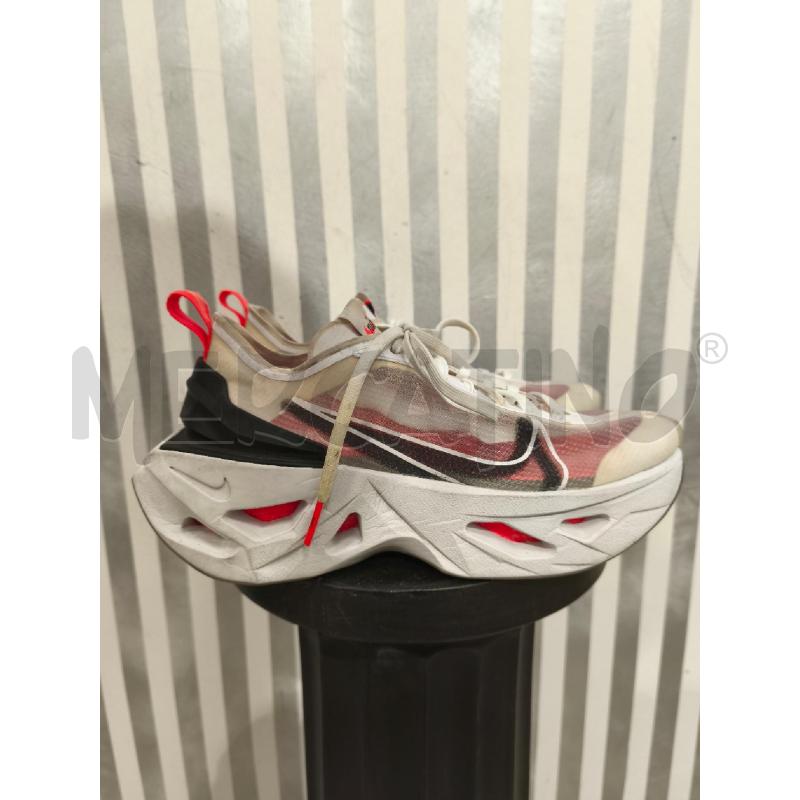 SNEAKERS DONNA NIKE PANNA CORALLO NERE | Mercatino dell'Usato Campobasso 2