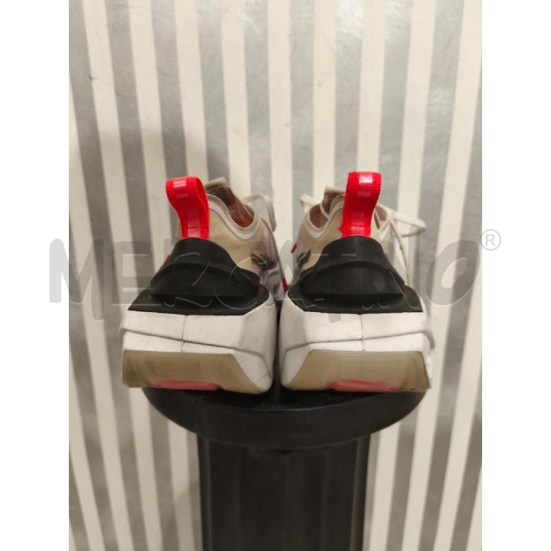 SNEAKERS DONNA NIKE PANNA CORALLO NERE | Mercatino dell'Usato Campobasso 3