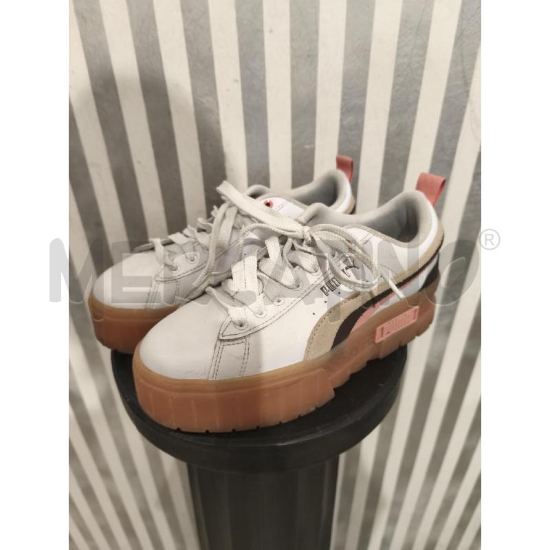 SNEAKERS DONNA PUMA BIANCHE LOGO E SUOLA MARRONIROSA | Mercatino dell'Usato Campobasso 1
