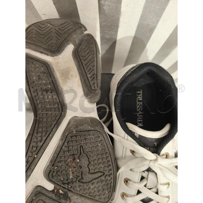 SNEAKERS DONNA TRUSSARDI BIANCHE E NERE | Mercatino dell'Usato Campobasso 5