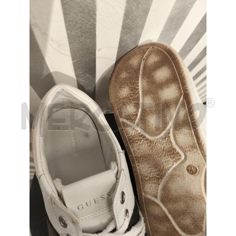 SNEAKERS UOMO GUESS BIANCHE FASCIA NERA | Mercatino dell'Usato Campobasso 5