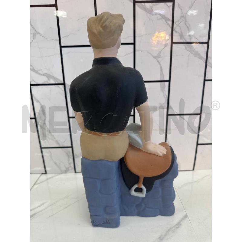 STATUA GIOCATORE DI POLO  | Mercatino dell'Usato Campobasso 2
