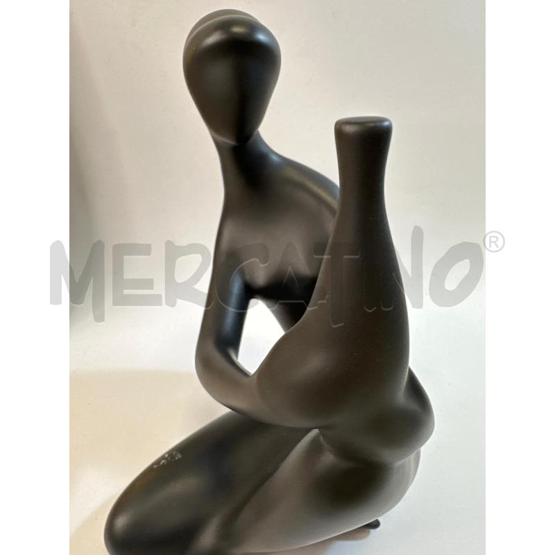 STATUINA ROYAL DUX NERA PORCELLANA  | Mercatino dell'Usato Campobasso 5