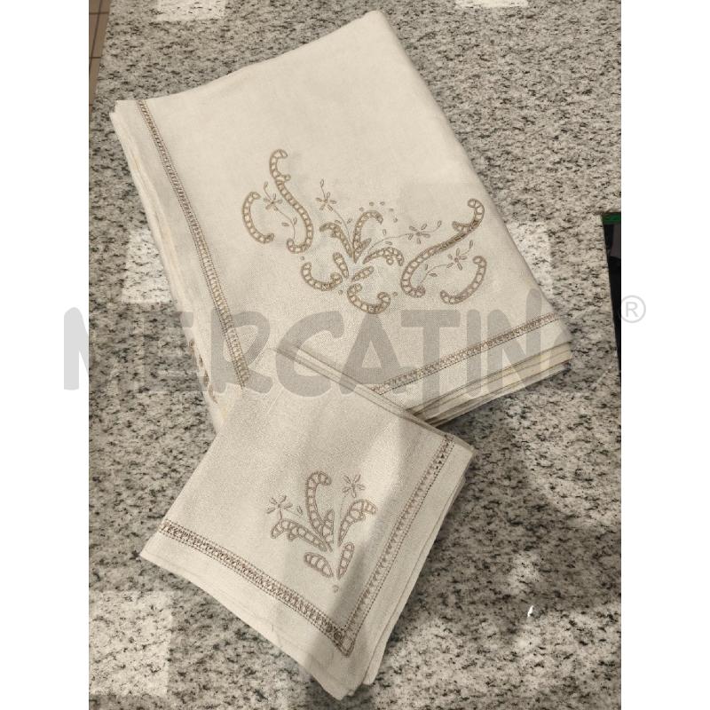 TOVAGLIA + 12TOV. ECRÙ BORDI BEIGE | Mercatino dell'Usato Campobasso 1