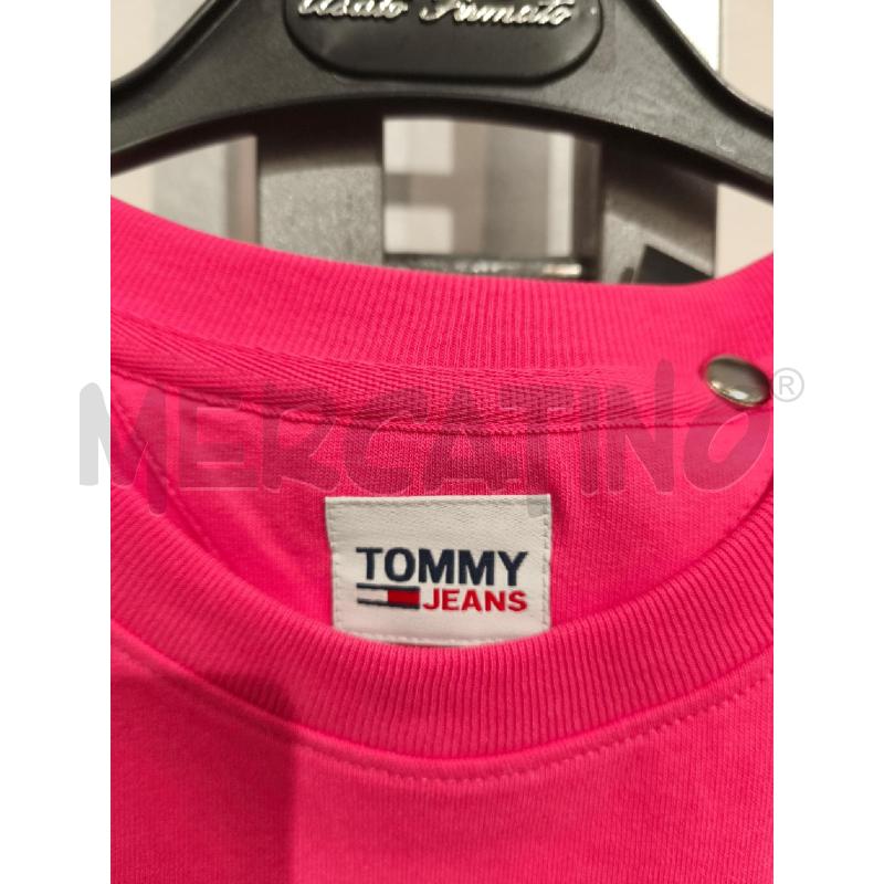 T SHIRT DONNA TOMMY JEANS FUXIA LOGO CENTRALE | Mercatino dell'Usato Campobasso 2