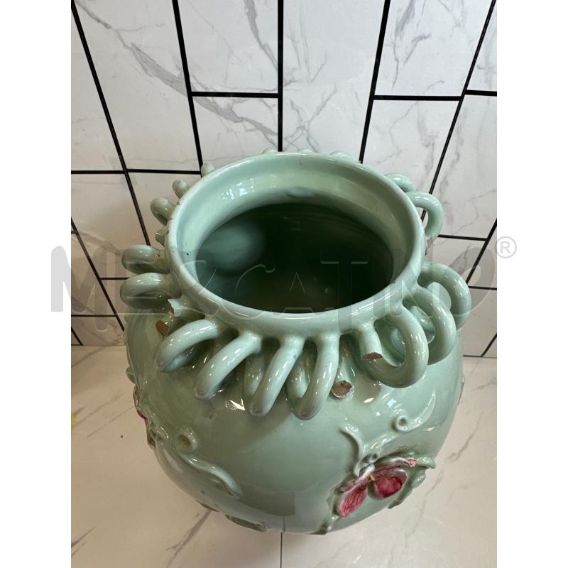 VASO DERUTA VECCHIO CON FIORI DA RIV H 37 CM | Mercatino dell'Usato Campobasso 2