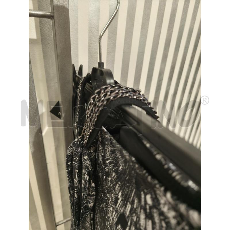 VESTITO DONNA GUESS BY MARCIANO BIANCO NERO DISEGNI STRASS | Mercatino dell'Usato Campobasso 4