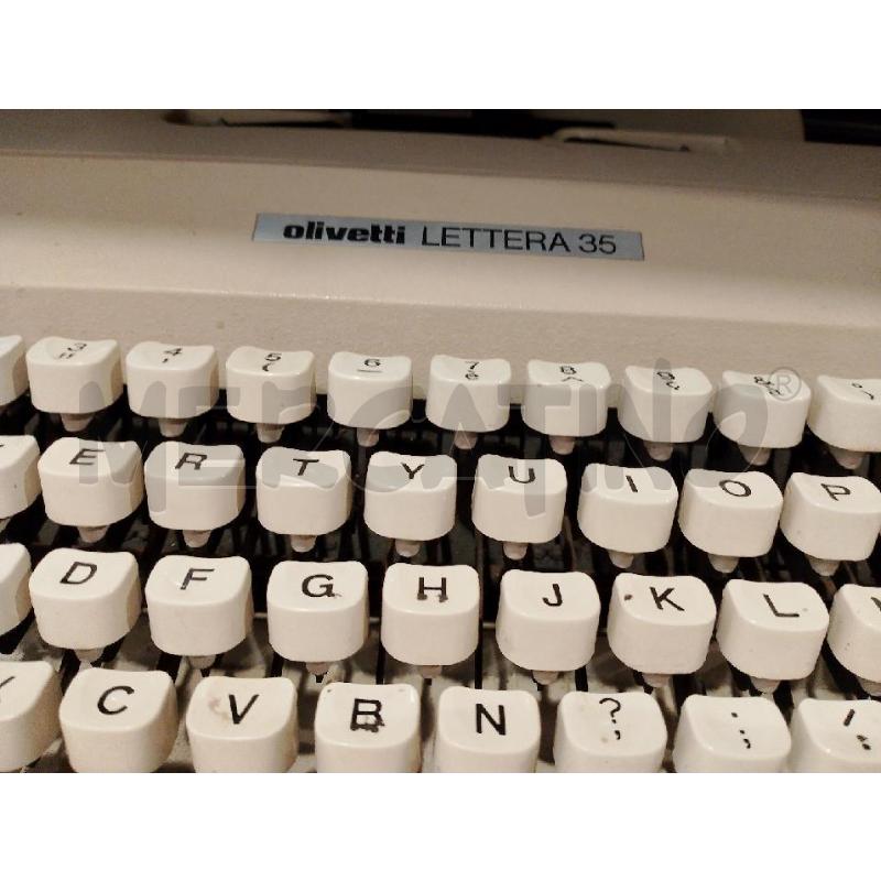 MACCHINA DA SCRIVERE OLIVETTI LETTERA 35 BAIGE