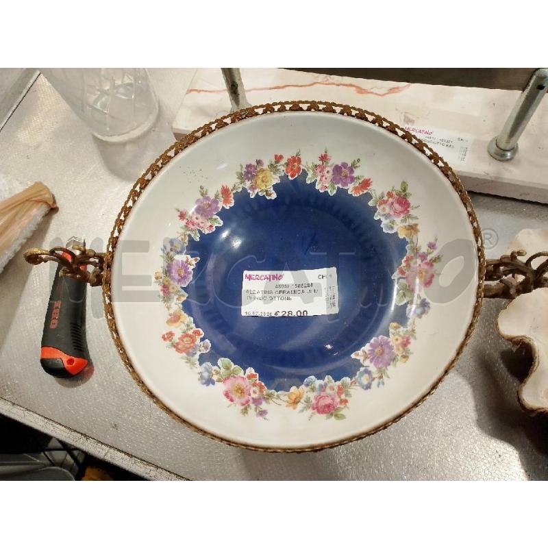 ALZATINA CERAMICA BLU BORDO OTTONE | Mercatino dell'Usato San giovanni teatino 2