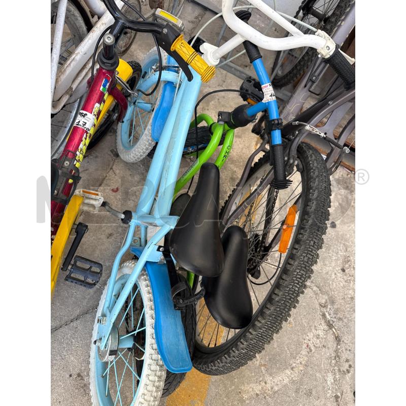 BICICLETTINA BAMBINO BIANCA E AZZURRA | Mercatino dell'Usato San giovanni teatino 1