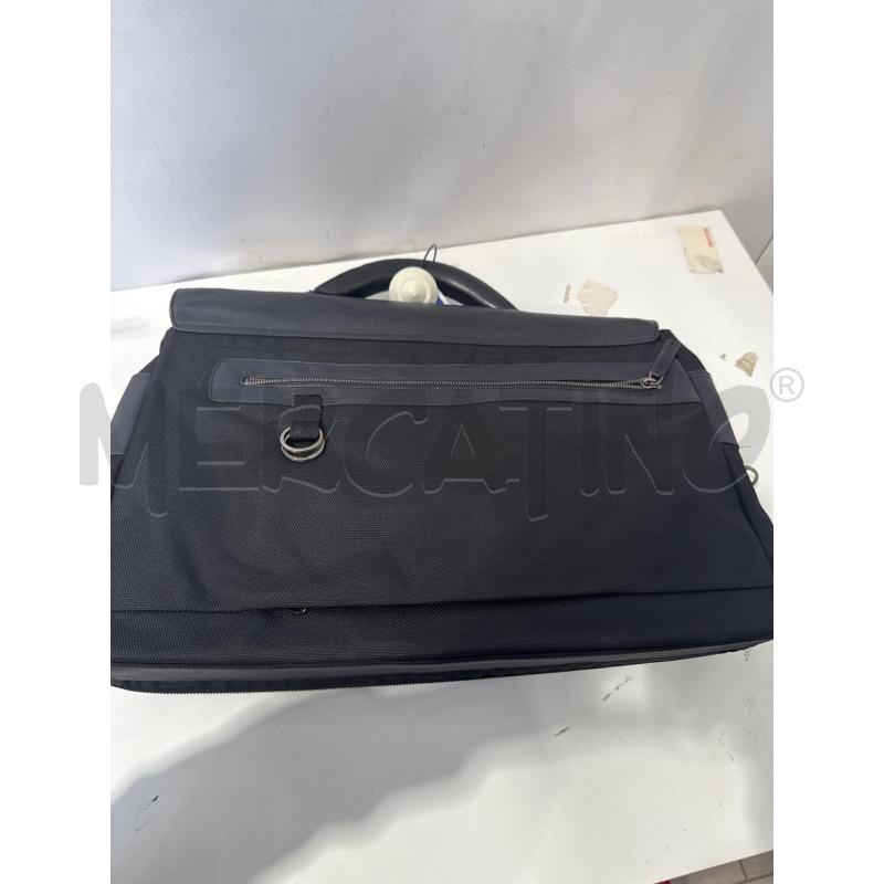 BORSA A MANO PIQUADRO NERA | Mercatino dell'Usato San giovanni teatino 3