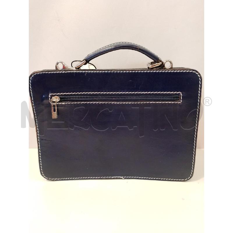 BORSA PELLE BLU CUCITURE BIANCHE  | Mercatino dell'Usato San giovanni teatino 3