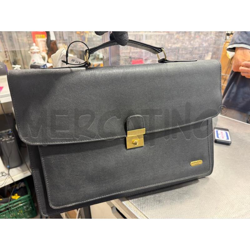 BORSA PIERRE CARDIN NERA | Mercatino dell'Usato San giovanni teatino 1