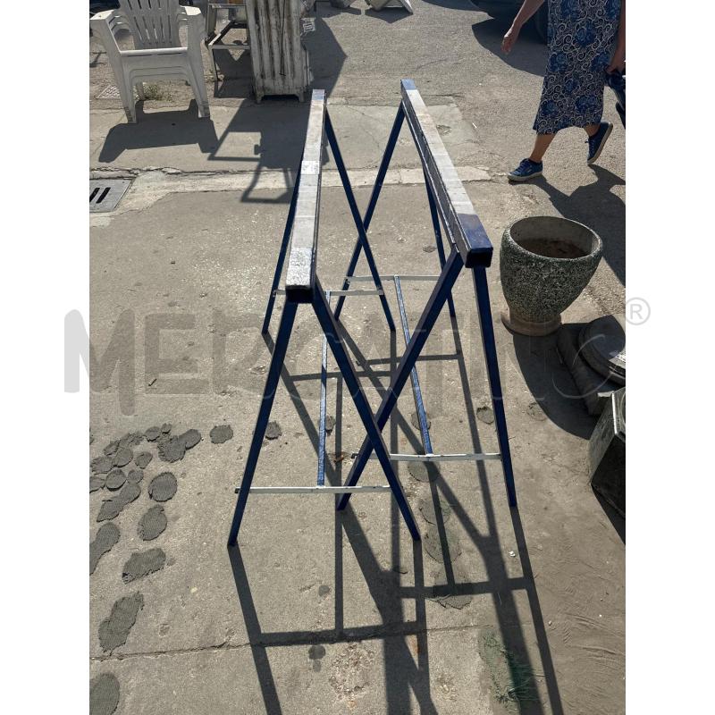CAVALLETTO COPPIA METALLO BLU | Mercatino dell'Usato San giovanni teatino 2