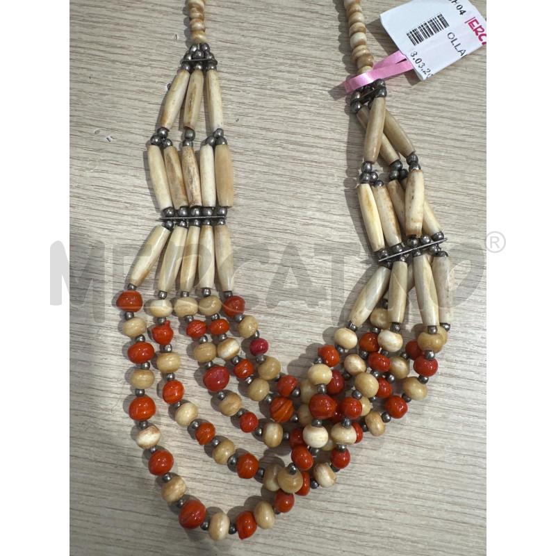 COLLANA BEIGE ROSSA | Mercatino dell'Usato San giovanni teatino 1