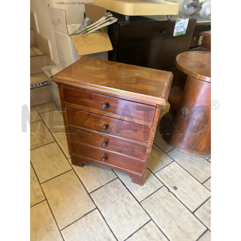 COMODINO LEGNO 4 CASSETTI | Mercatino dell'Usato San giovanni teatino 1