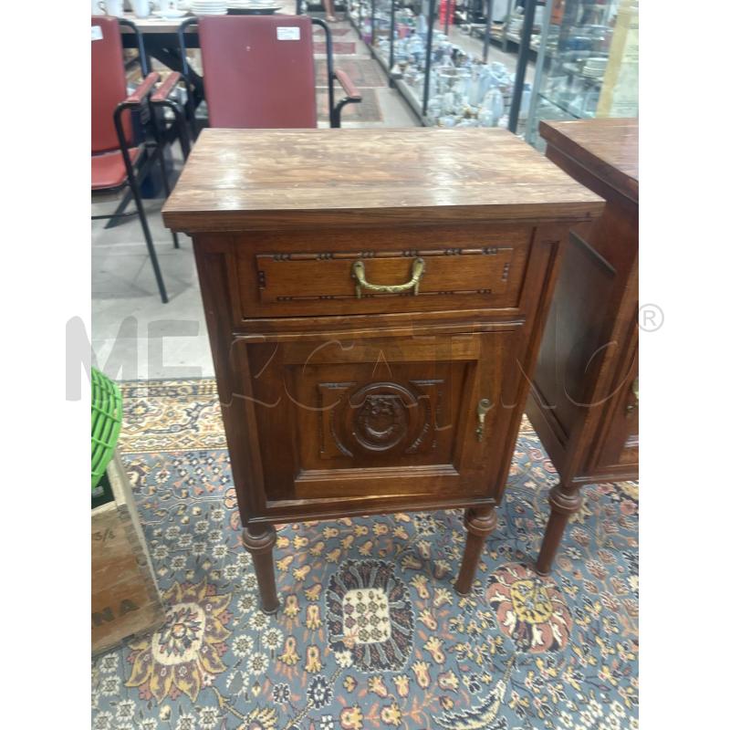 COMODINO LEGNO ANTICO | Mercatino dell'Usato San giovanni teatino 1