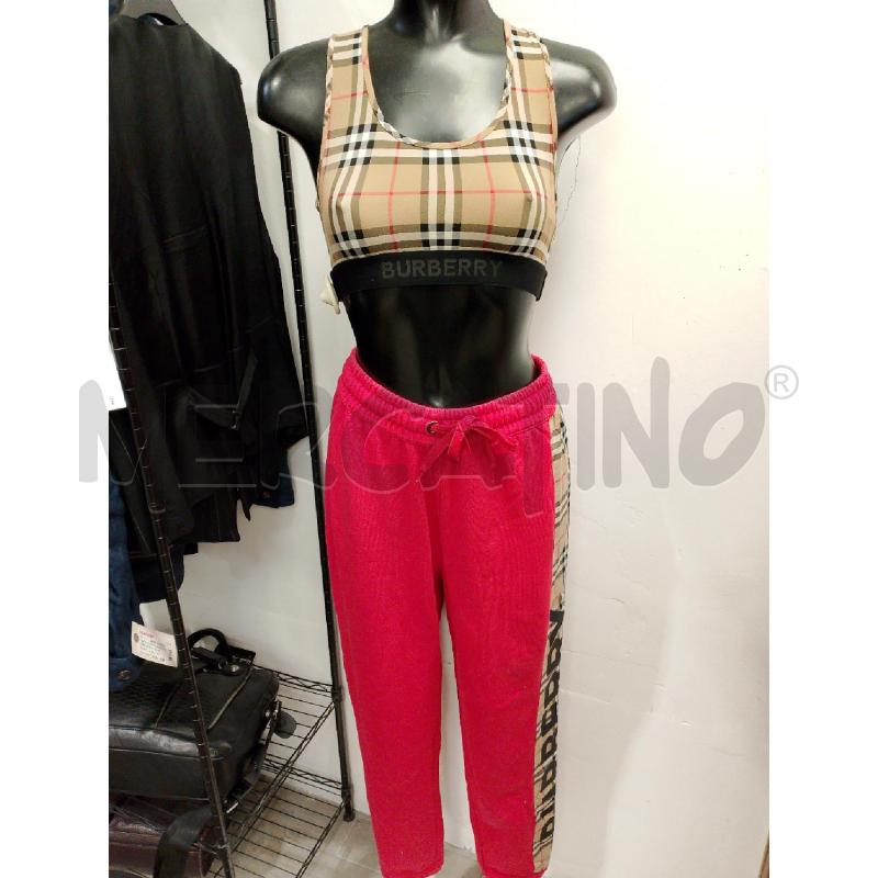 COMPLETO DONNA BURBERRY PANTALONE ROSSO | Mercatino dell'Usato San giovanni teatino 5