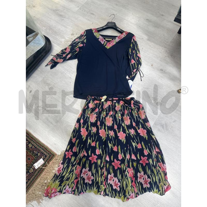 COMPLETO DONNA KATIA RICCIARELLI BLU FIORI ROSA | Mercatino dell'Usato San giovanni teatino 1