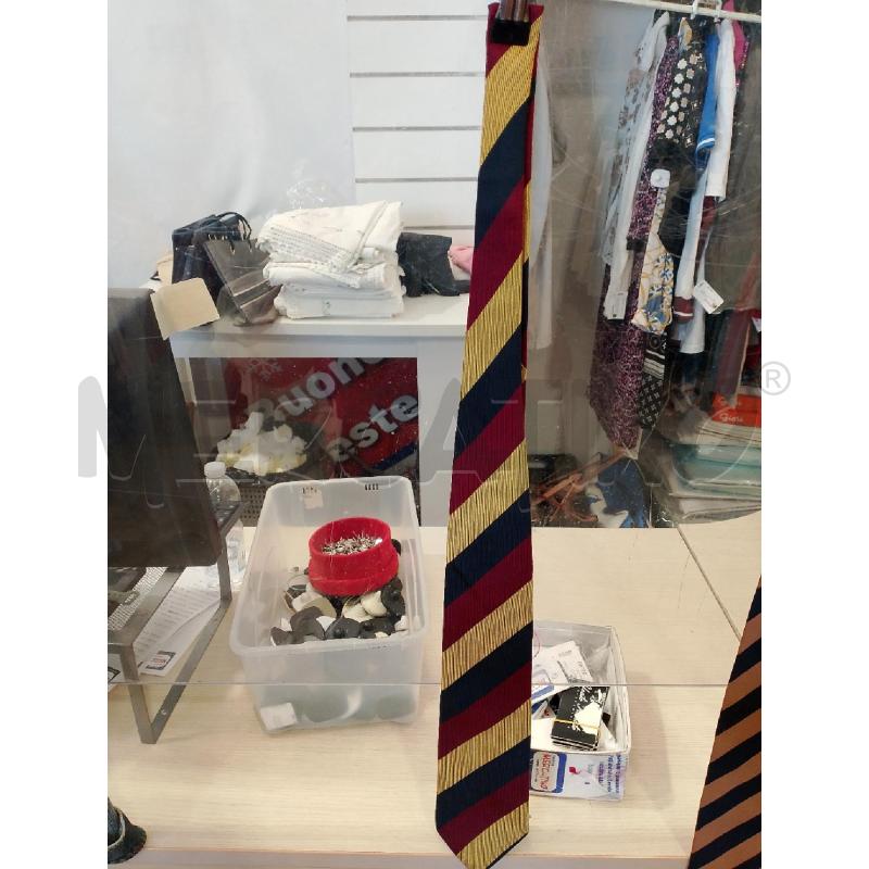 CRAVATTA GIVENCHY GIALLA BLU ROSSA | Mercatino dell'Usato San giovanni teatino 1