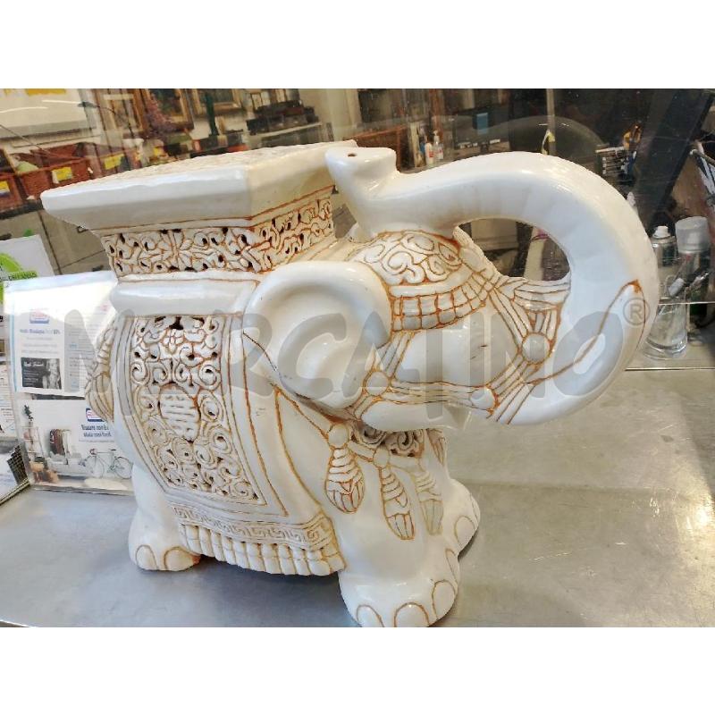 ELEFANTE CERAMICA BIANCO  | Mercatino dell'Usato San giovanni teatino 3