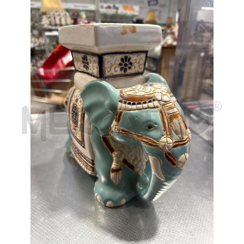 ELEFANTE CERAMICA BIANCO E AZZURRO  | Mercatino dell'Usato San giovanni teatino 2