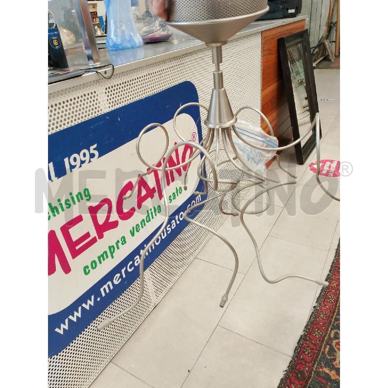 LAMPADARIO METAL MEDUSA | Mercatino dell'Usato San giovanni teatino 3