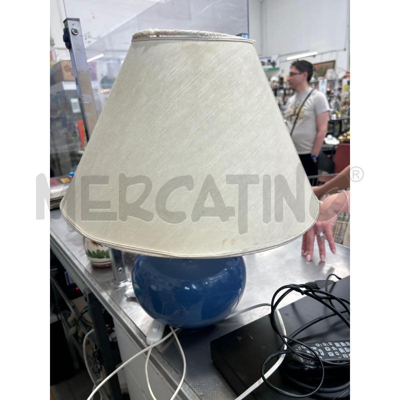 LAMPADA AZZURRA CAPPELLO BEIGE | Mercatino dell'Usato San giovanni teatino 1