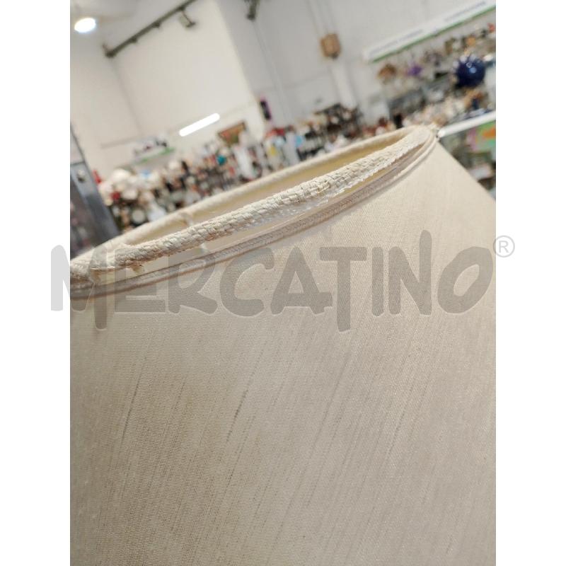 LAMPADA AZZURRA CAPPELLO BEIGE | Mercatino dell'Usato San giovanni teatino 2