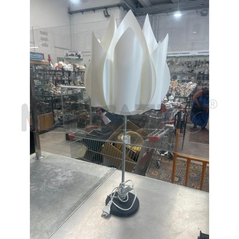 LAMPADA CAPPELLO BIANCO | Mercatino dell'Usato San giovanni teatino 1