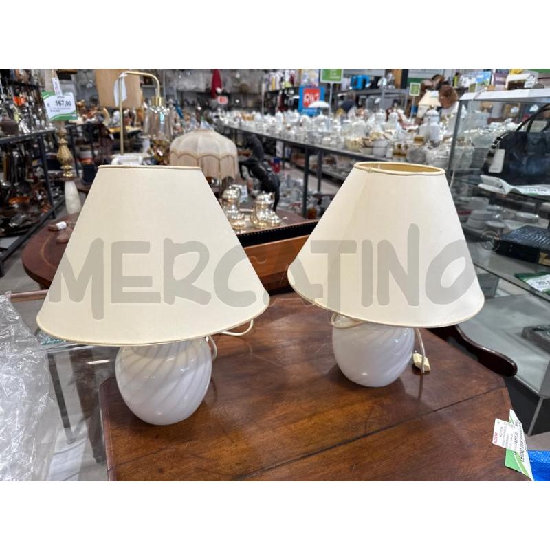 LAMPADA COPPIA BIANCA DA TAVOLO MURANO  | Mercatino dell'Usato San giovanni teatino 1